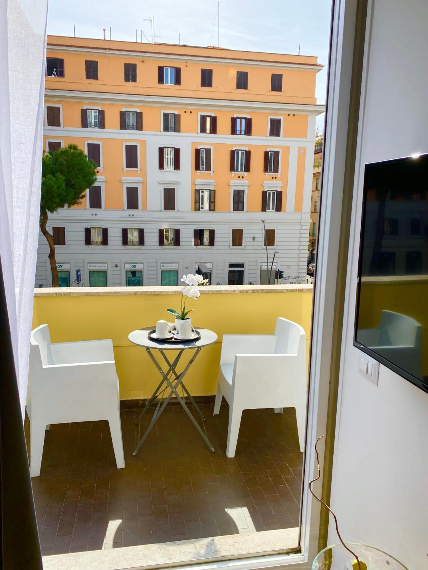 La Maison, Vicino Al Colosseo! ローマ エクステリア 写真