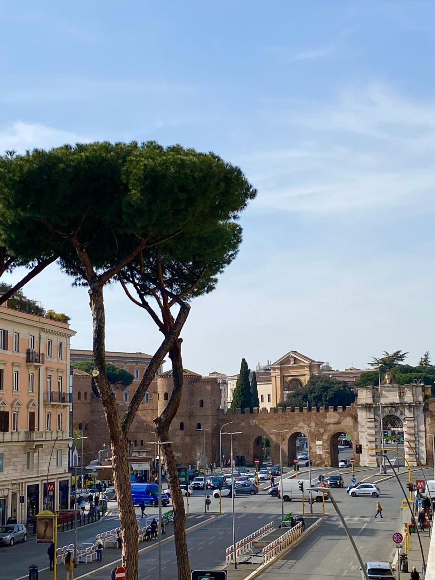 La Maison, Vicino Al Colosseo! ローマ エクステリア 写真